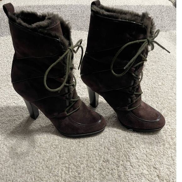 Calvin Klein Women's Size 7 1/2 Lace Up Dizzy Faux Fur Suede Heel Boots Brown - Picture 3 of 12